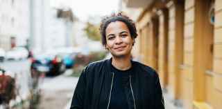 Image of woman in library